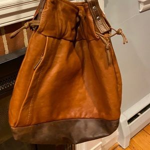 Rough and Tumble Large Webster